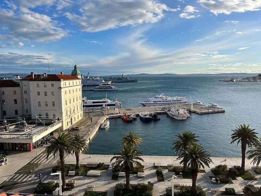 Rooftop Giovanina Apartman